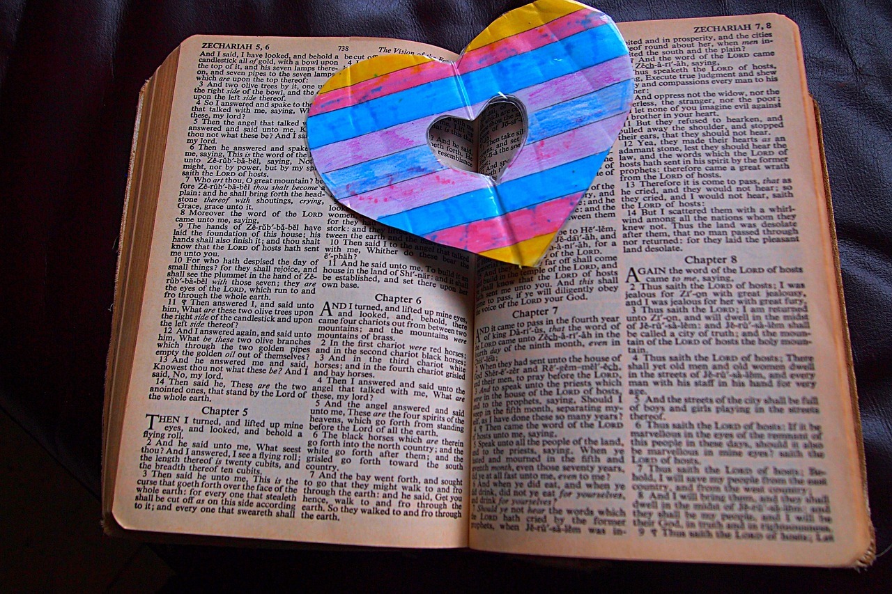 Marque Pages Métal LOVE avec coeur